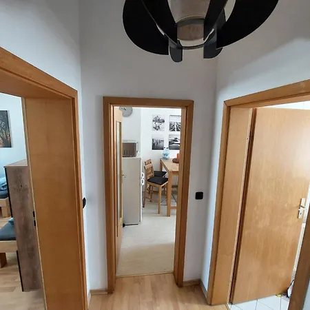 Monteurs- Und Mietwohnung - Wohlfuehlen Am Tagesende شقة *